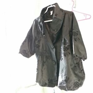 Lindi beautiful black coat